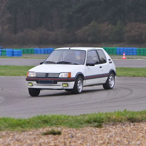 Peugeot 205